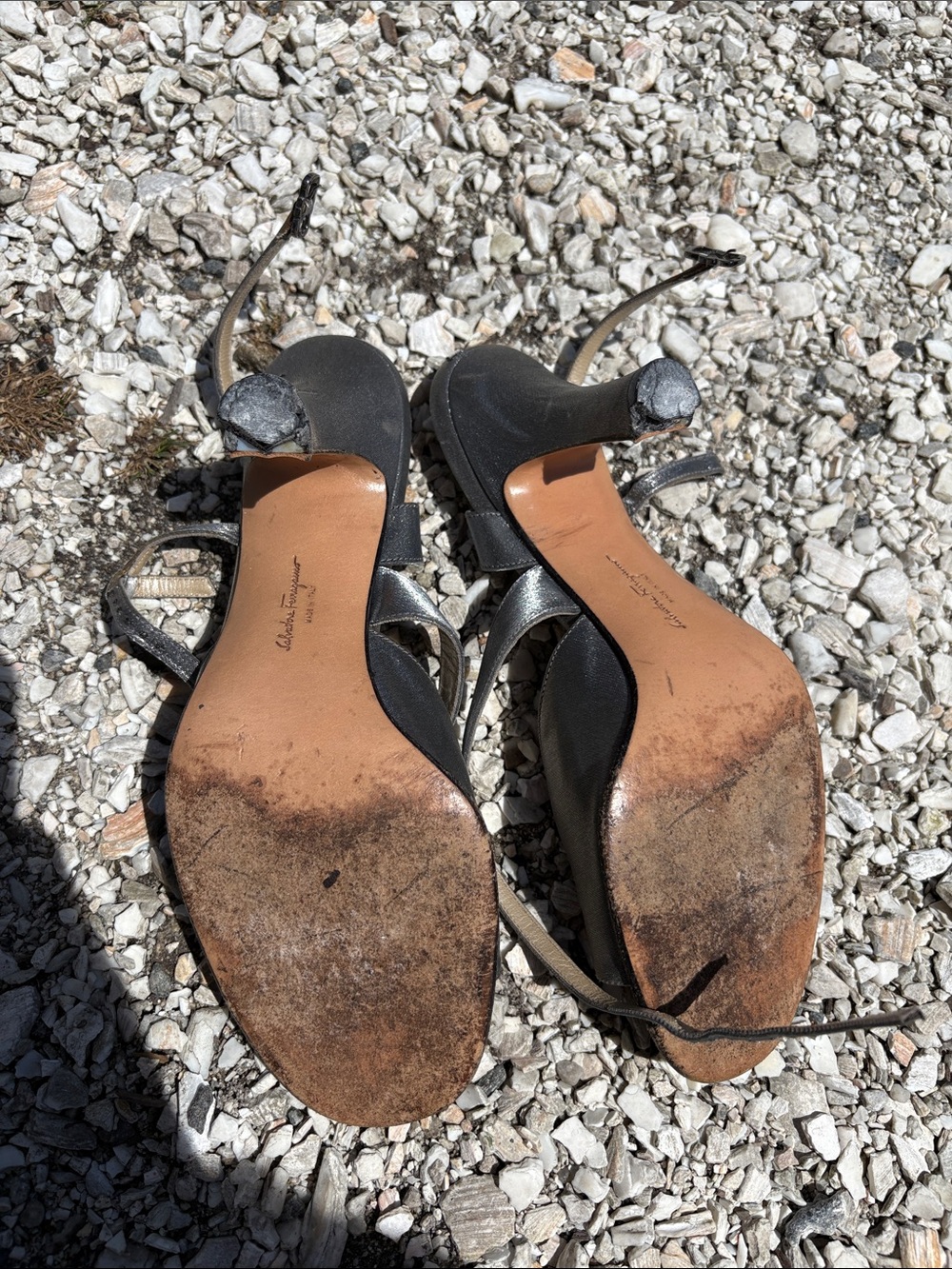 Salvatore Ferragamo heels - Picture 7 of 11